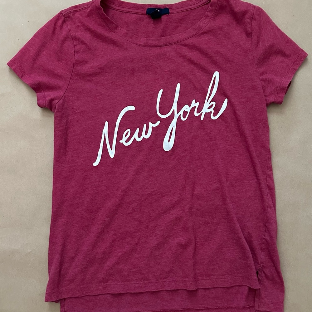GAP Red New York Tee